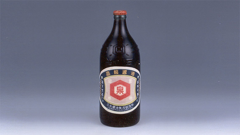 韓國(guó)知名醬油品牌，膳府醬油品牌形象，膳府醬油標(biāo)志，膳府醬油LOGO