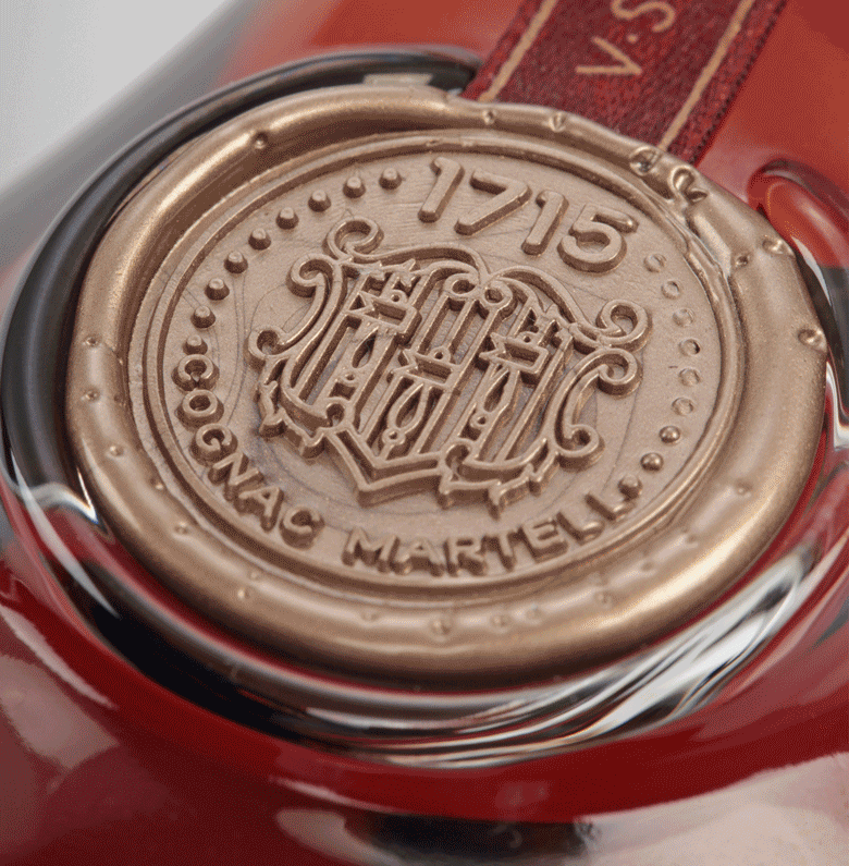 馬爹利標(biāo)志，馬爹利包裝，馬爹利LOGO，馬爹利品牌設(shè)計(jì)，白蘭地包裝設(shè)計(jì)，酒包裝設(shè)計(jì)